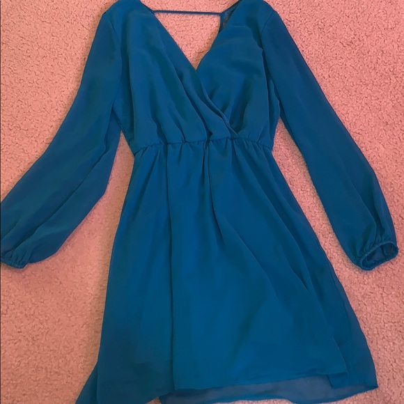 Dress - Picture 3 of 7